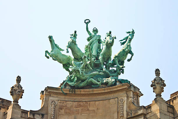 istock Rooftop statue, Grand Palais, Paris, France 184604950