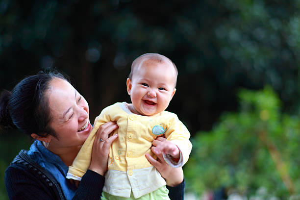 istock mother and daughter 184606339
