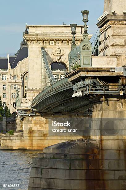Ponte Da Cadeia Em Budapeste - Fotografias de stock e mais imagens de Arquitetura - Arquitetura, Budapeste, Capitais internacionais