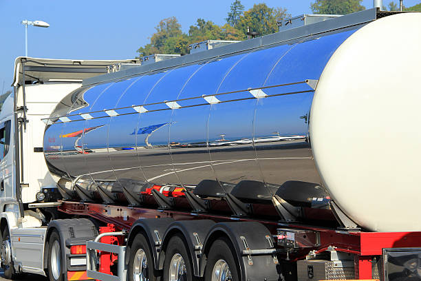istock Tank truck for foodstuff 184607599