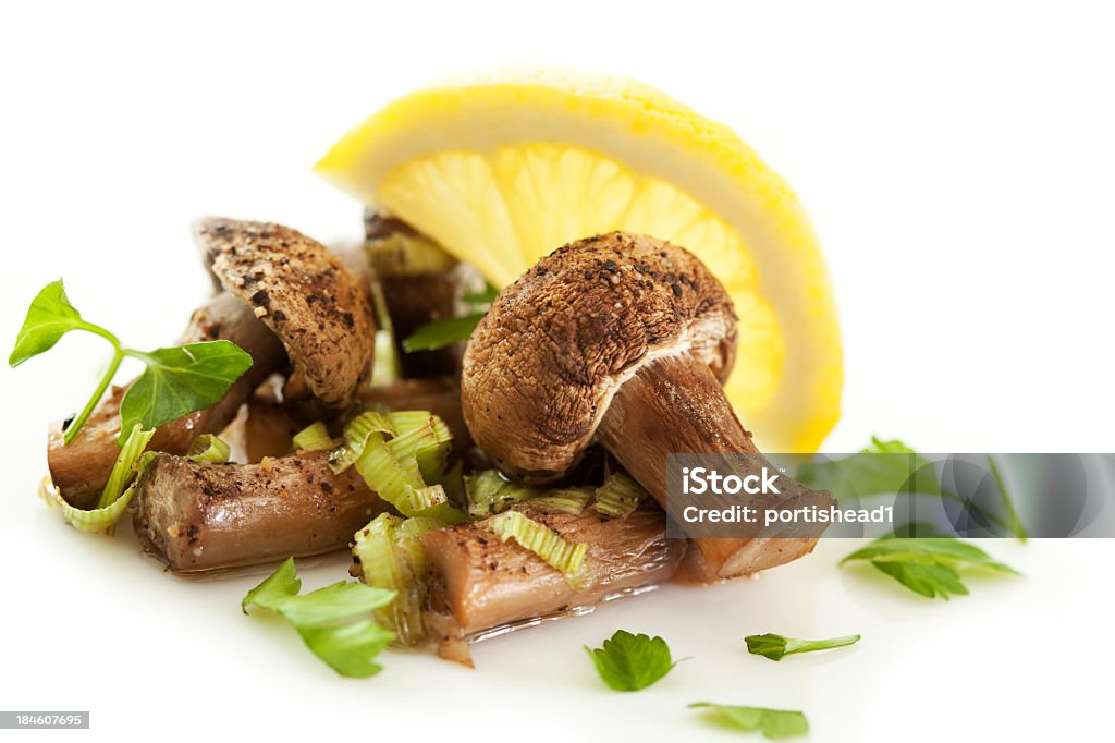 Preparado de champiñones - Foto de stock de Alimento libre de derechos