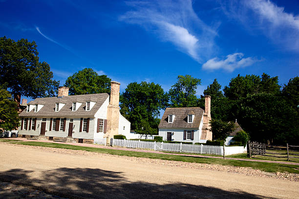 istock Williamsburg Colonial Style Virgina Home 184608827