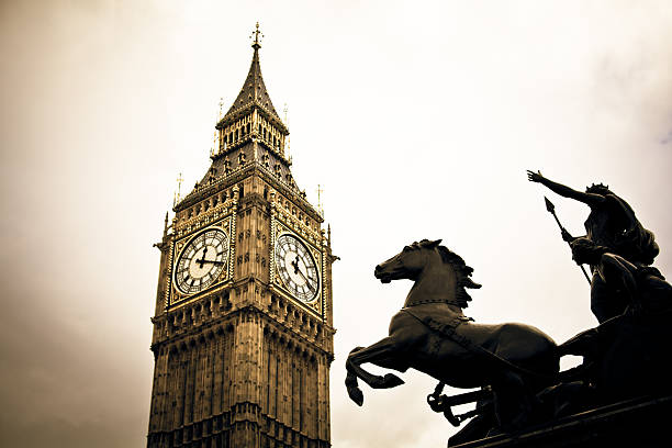 istock London Big Ben and Horse Statue 184611247