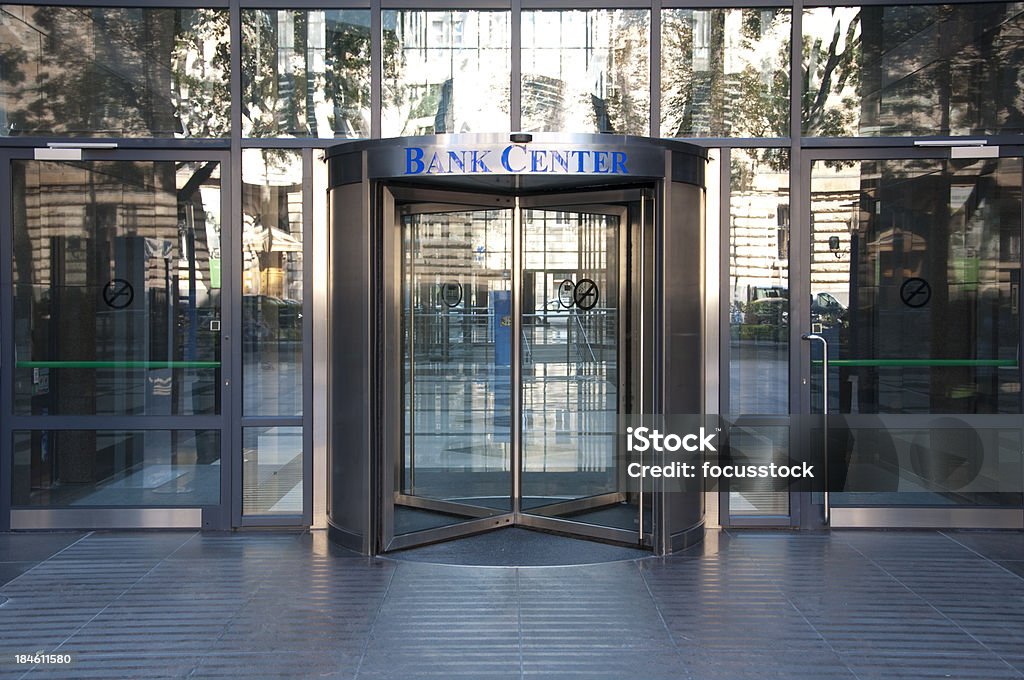 Bank center ingresso - Foto stock royalty-free di Banca