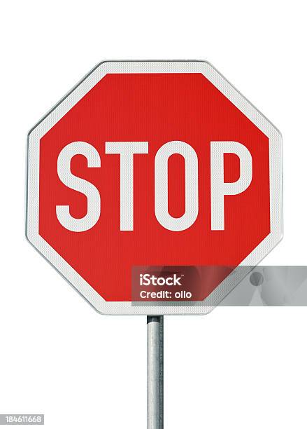 Señal De Rendimiento Aislado Sobre Blanco Foto de stock y más banco de imágenes de Señal de stop - Señal de stop, Señal - Mensaje, Señal de circulación