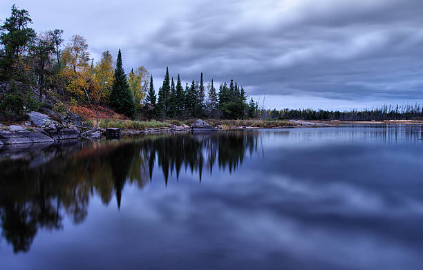 parque provincial whtieshell - canada landscape manitoba lake - fotografias e filmes do acervo