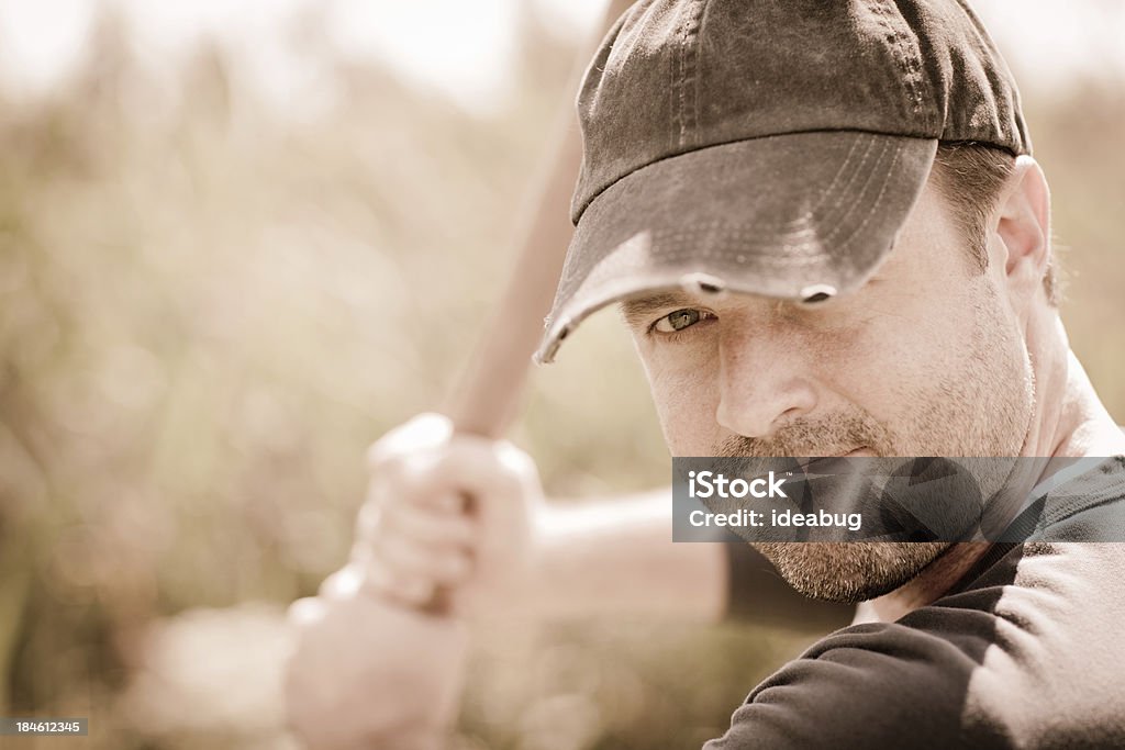 Close-Up Vintage beisebol em equipamento base com o taco - Foto de stock de 30 Anos royalty-free