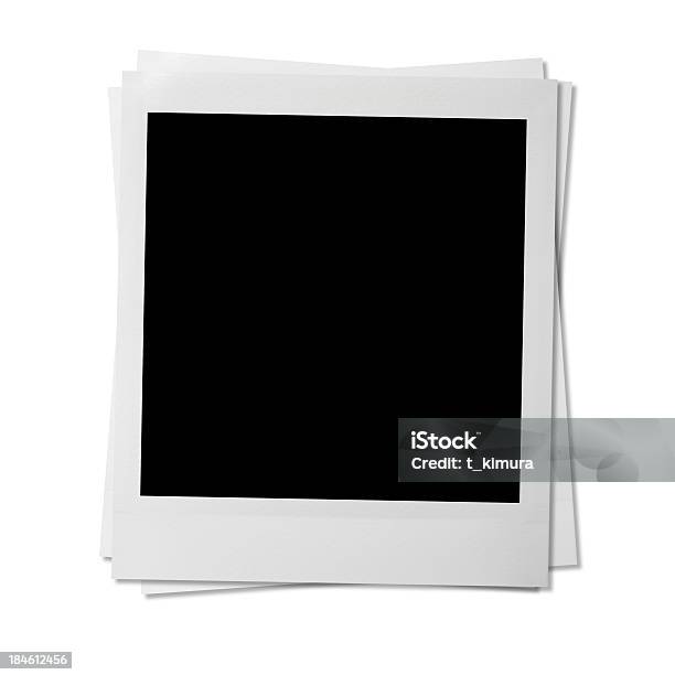 Foto de Fotos Em Branco e mais fotos de stock de Câmera Instantânea - Câmera Instantânea, Fotografia Instantânea, Moldura de Quadro - Equipamento de arte e artesanato