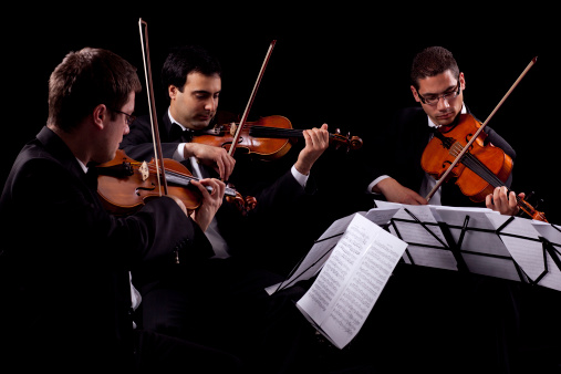 Violín y violoncello actores photo