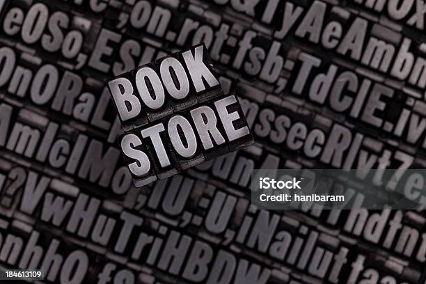 Книжный Магазинметаллические Высокая Печать Буквами — стоковые фотографии и другие картинки Алфавит