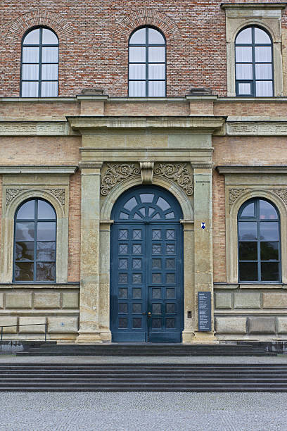 istock Alte Pinakothek in Munich 184613176