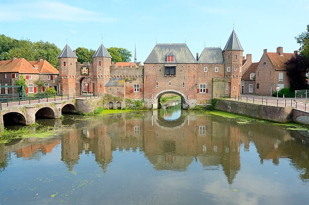 istock The old city gate of Amersfoort 184614616