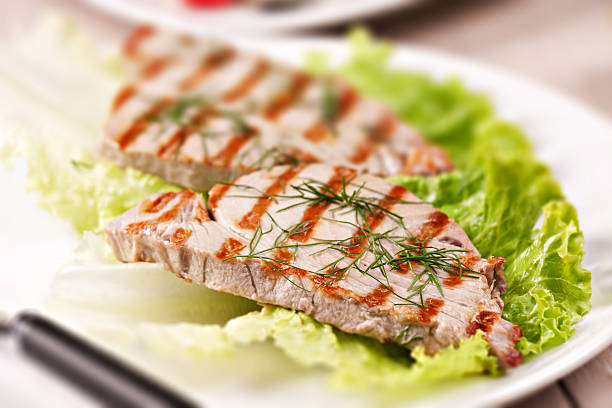 istock Grilled tuna with salad 184615584
