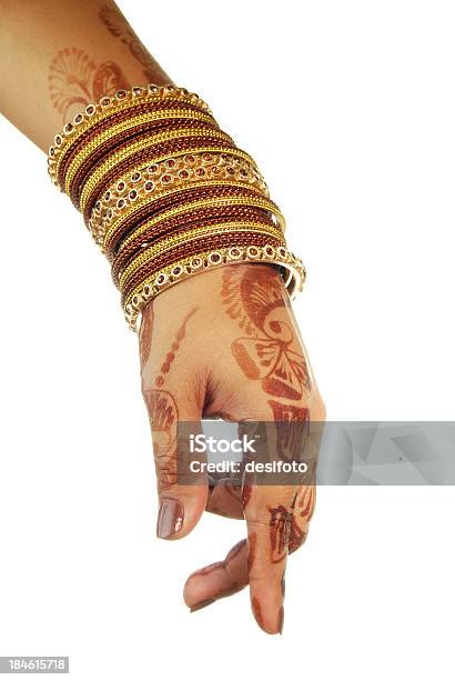 Tatuaż I Bransoletkipanna Młoda Indyjski Rękę - zdjęcia stockowe i więcej obrazów Kciuk