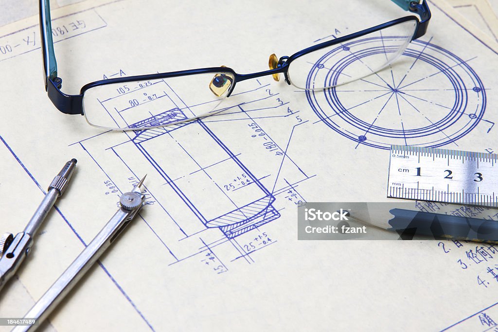 Чертеж детали и инструменты проектирования - Стоковые фото Machinery роялти-фри