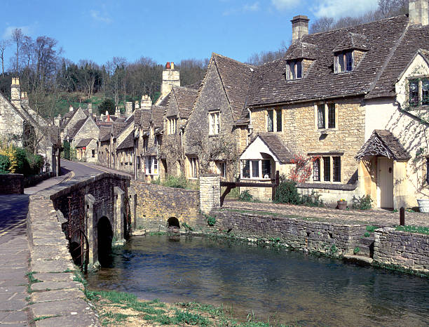 istock Picturesque Cotswolds, Castle Combe 184619122