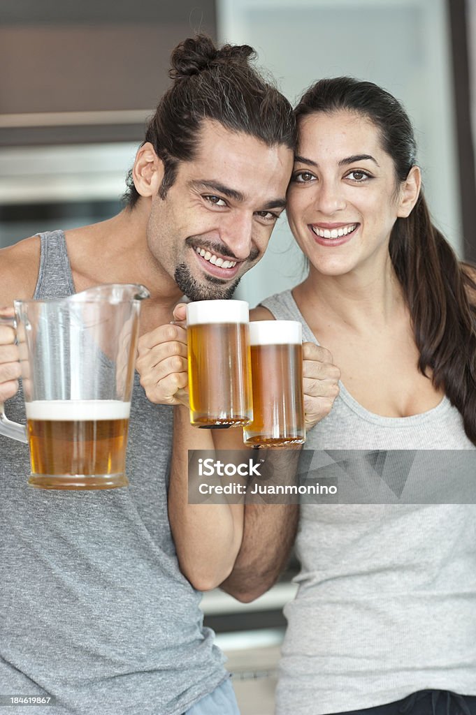 Bier-Zeit - Lizenzfrei 20-24 Jahre Stock-Foto