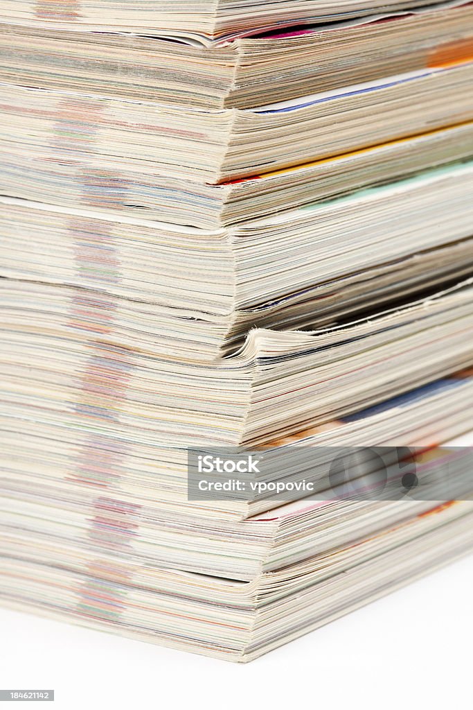 Partie inférieure pile de magazines - Photo de Empilé libre de droits