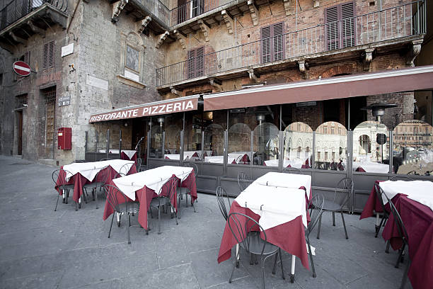 istock Italian restaurant and pizzeria 184622899