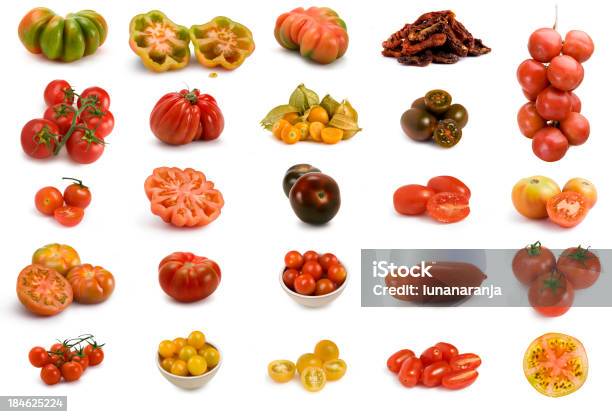 Foto de Tomates Série Xxxl e mais fotos de stock de Fundo Branco - Fundo Branco, Tomate Heirloom, Tomate pera vermelho
