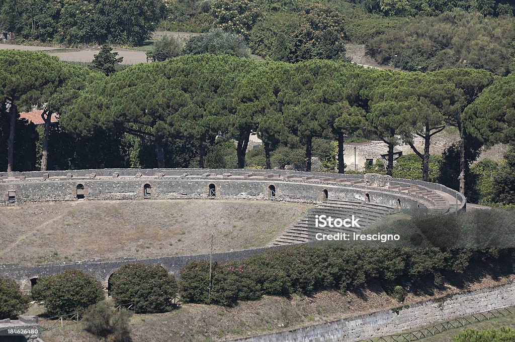 Anfiteatro-Pompei - Foto stock royalty-free di Antico - Condizione