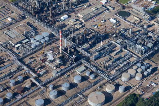 Aerial photo of a large oil refinery complex.
