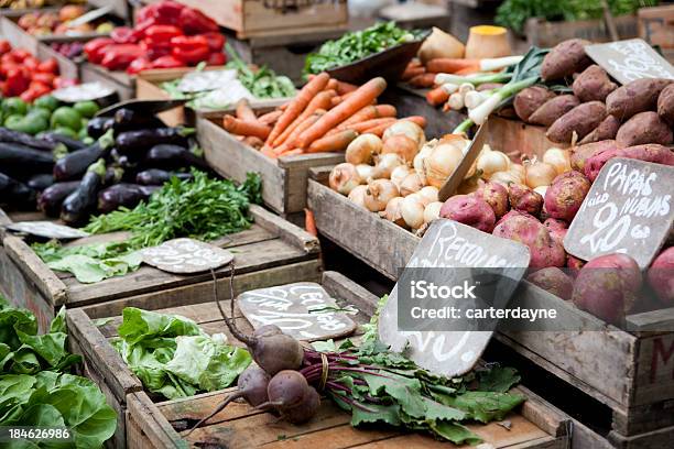 Domenica Mercato Degli Agricoltori Montevideo Uruguay - Fotografie stock e altre immagini di Mercato - Luogo per il commercio