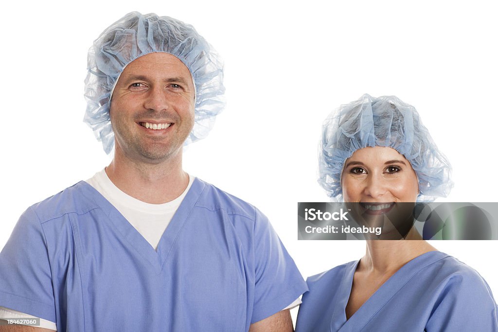 Sorrindo enfermeira e médico masculino em fundo branco - Foto de stock de Rede de Cabelo royalty-free