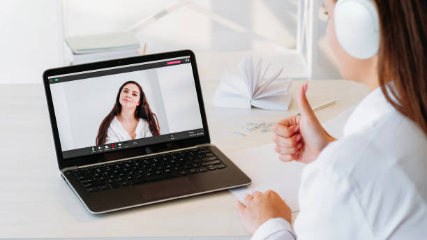 istock Video session woman thumb up laptop screen office 1846367712