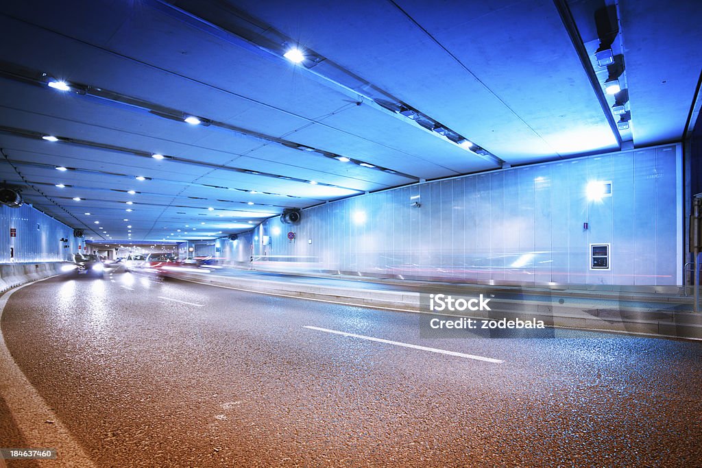 Auto in einem Tunnel in Mailand - Lizenzfrei Mailand Stock-Foto