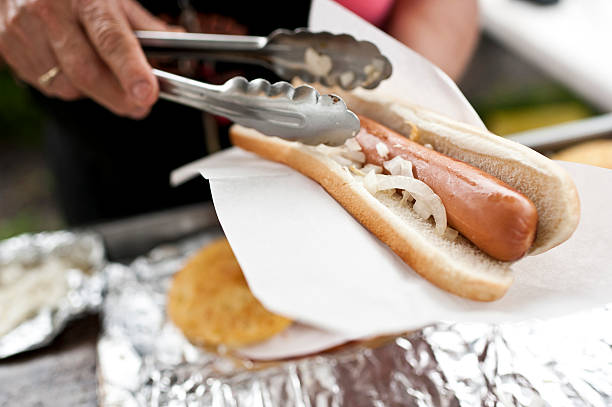 istock Street hot dog 184637588