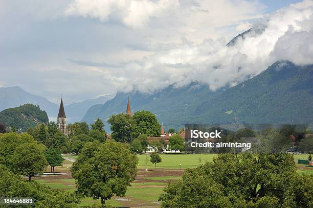 Interlaken W Szwajcarii - zdjęcia stockowe i więcej obrazów Alpy - Alpy, Alpy Szwajcarskie, Bez ludzi