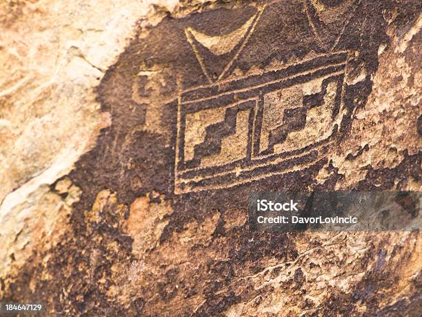 Starych I Zabytkowych Pueblo Z Petroglyphs - zdjęcia stockowe i więcej obrazów Bez ludzi - Bez ludzi, Bliskie zbliżenie, Erodowany