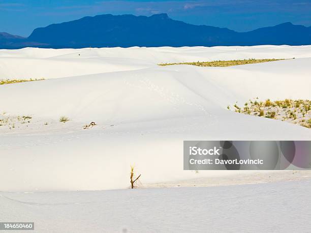 White Sands Manhã - Fotografias de stock e mais imagens de Areia - Areia, Azul, Branco