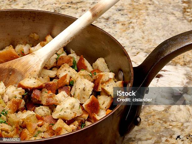 Experiente Recheio De Pão - Fotografias de stock e mais imagens de Carne de Porco - Carne de Porco, Comida e Bebida, Cozinhar