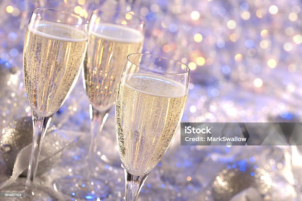 Festa con Champagne - Foto stock royalty-free di Spumante