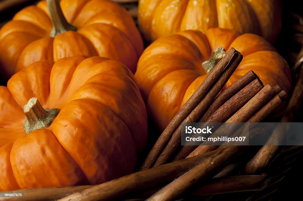 Pumpkins - Foto de stock de Calabaza gigante libre de derechos