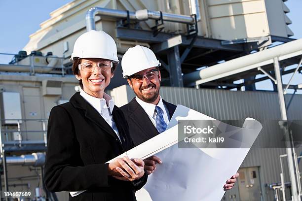Manager Powergenerationcenter Stockfoto und mehr Bilder von Baustelle - Baustelle, Bauarbeiterhelm, Blick in die Kamera
