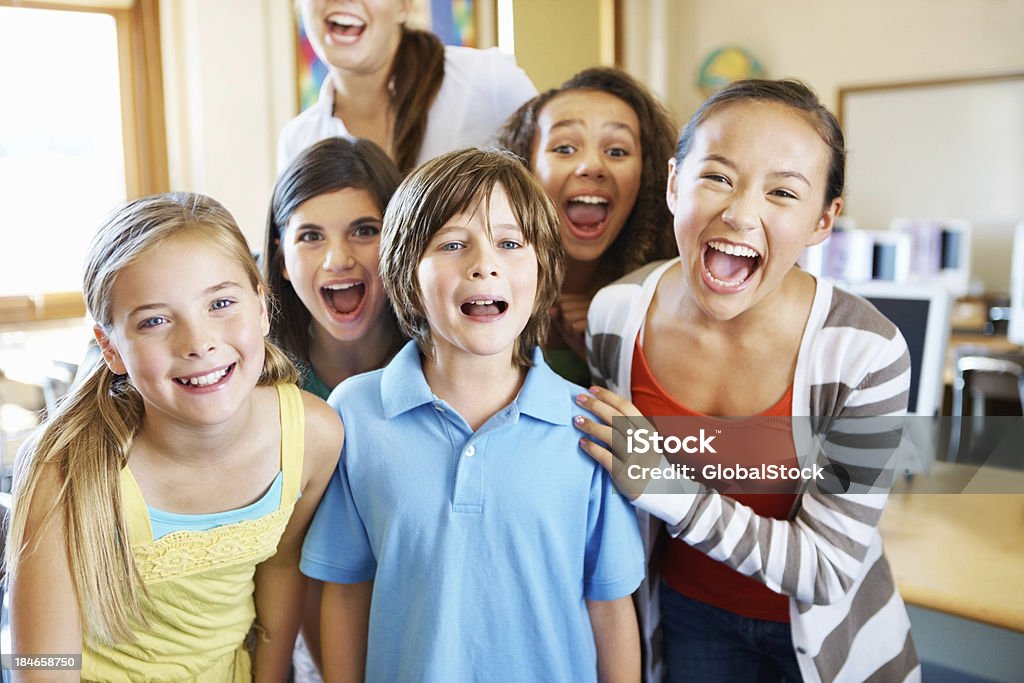 Crianças gritando - Foto de stock de 20 Anos royalty-free