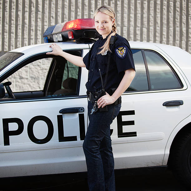 istock Young police woman 184658947