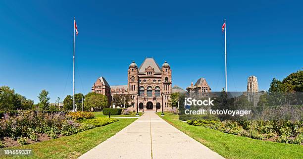 Edificio De La Asamblea Legislativa De Toronto Ontario Canada Queens Park Panorama Foto de stock y más banco de imágenes de Toronto