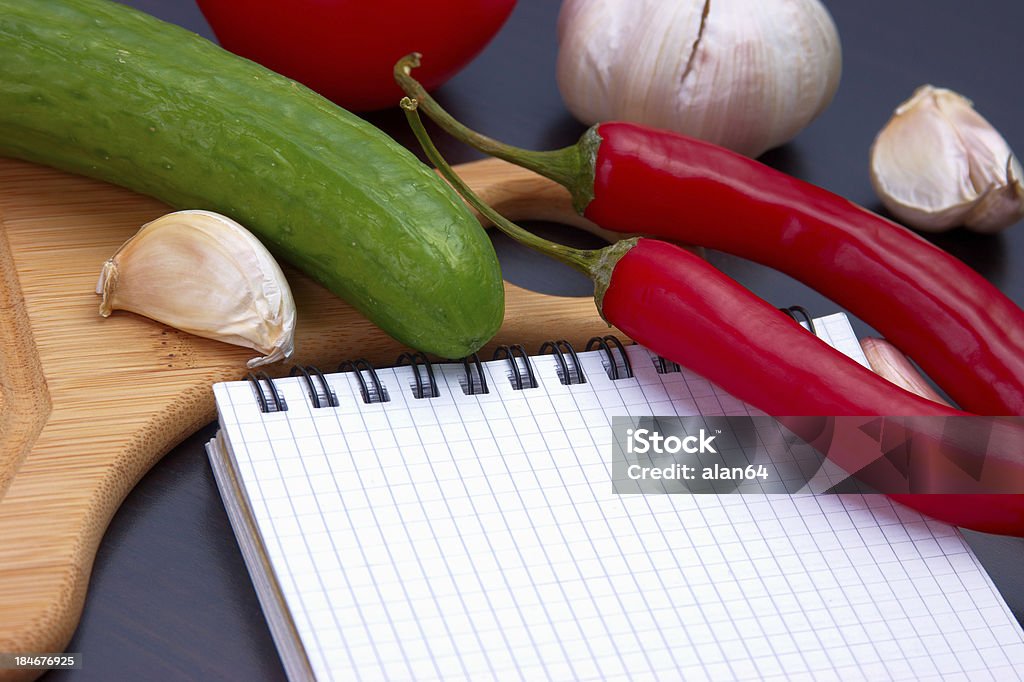 овощи и кухонная утварь - Стоковые фото Бальзамический уксус роялти-фри