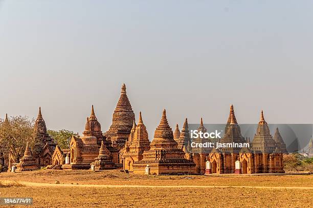 Bagan - Fotografias de stock e mais imagens de Arqueologia - Arqueologia, Arquitetura, Arranjar