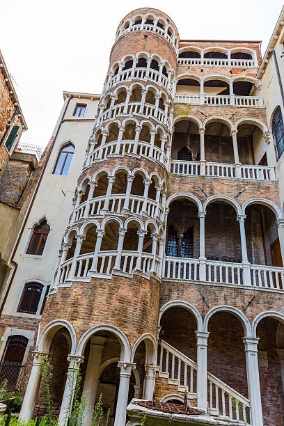 istock palace in Venice, Italy 184677548