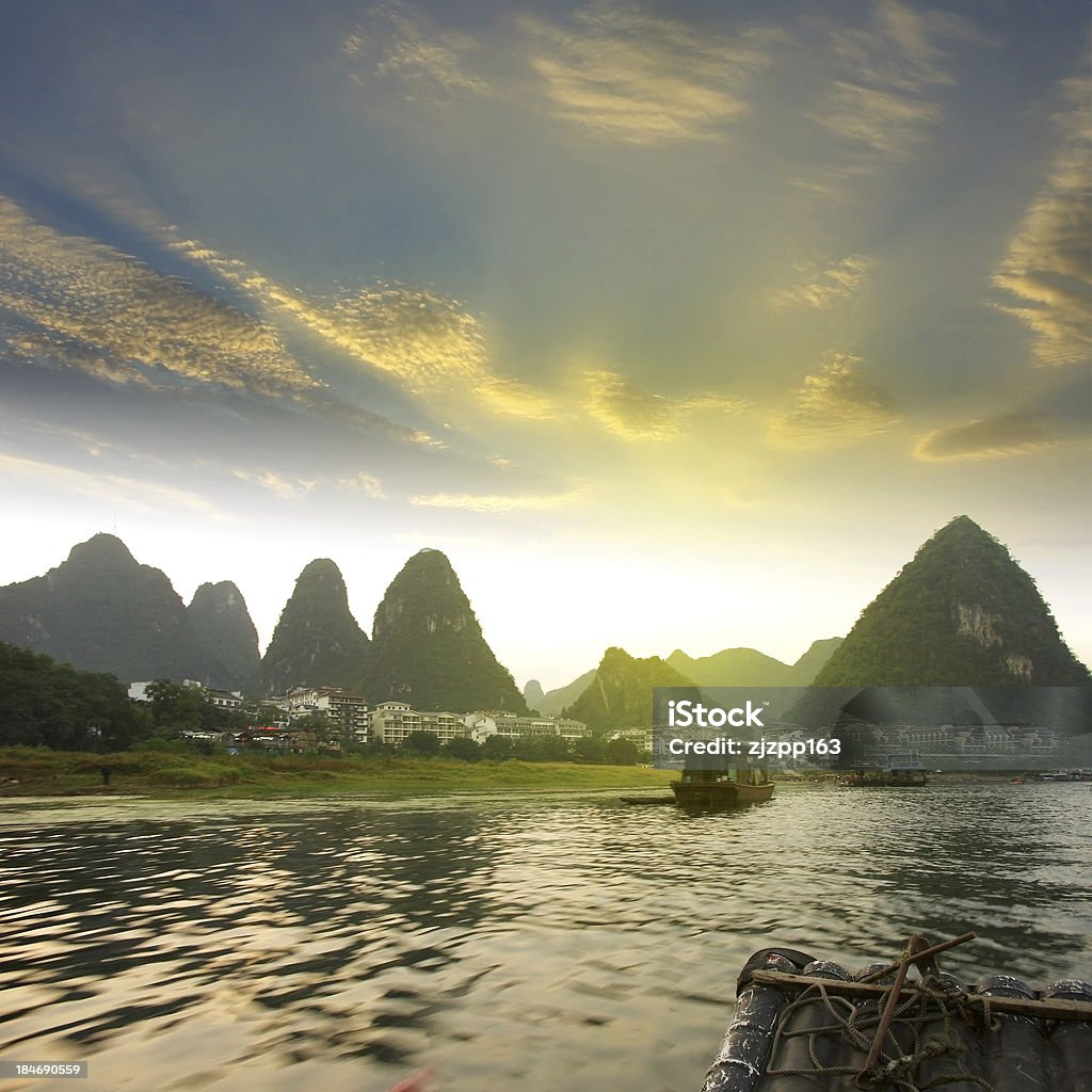 China Guilin rafting - Lizenzfrei Anhöhe Stock-Foto