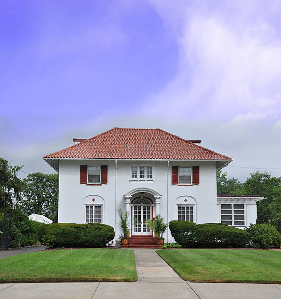 istock Suburban Home Manicured Front Yard lawn 184695259