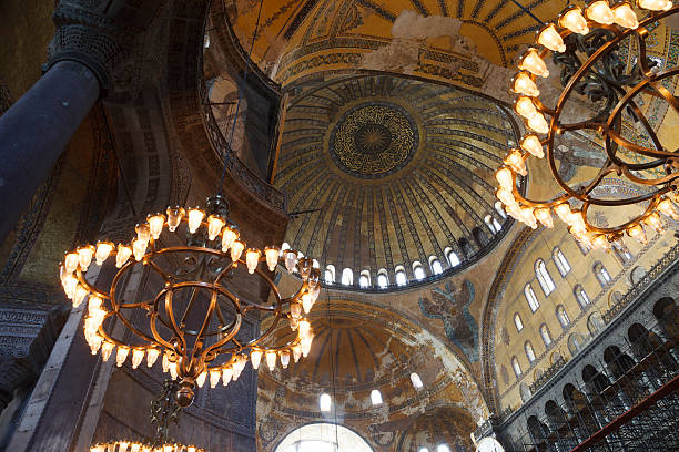 istock Hagia Sophia 184703744