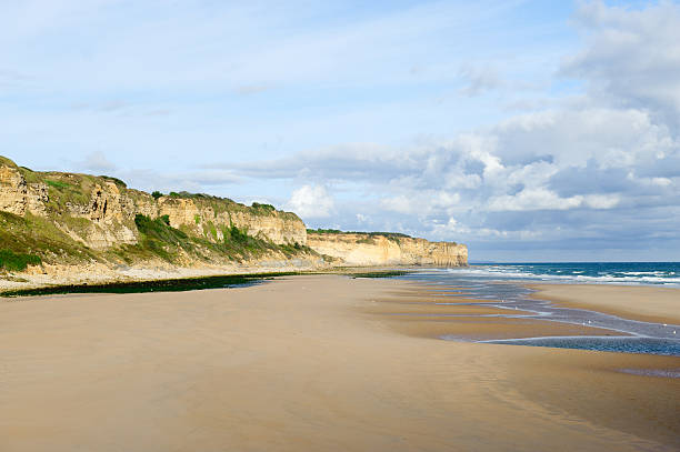 omaha beach, normandia, francja - omaha beach zdjęcia i obrazy z banku zdjęć