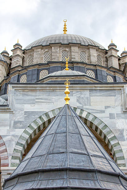 istock Blue Mosque door detail 184712563
