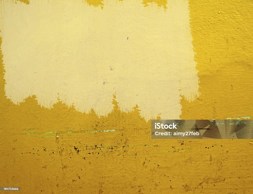 Inacabado pintura de uma parede amarela - Foto de stock de Amarelo royalty-free